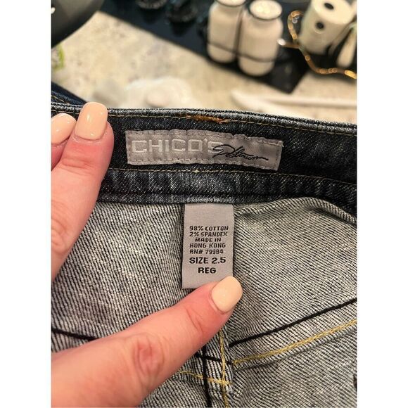 Chico’s Platinum Denim Straight Leg Jeans sz 2.5 or US 14 - Picture 6 of 6